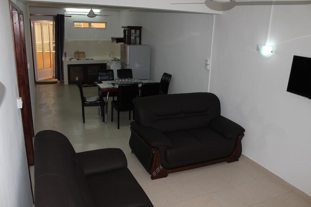 Bano Beach Residence - Grand Bay Beach Chambre photo